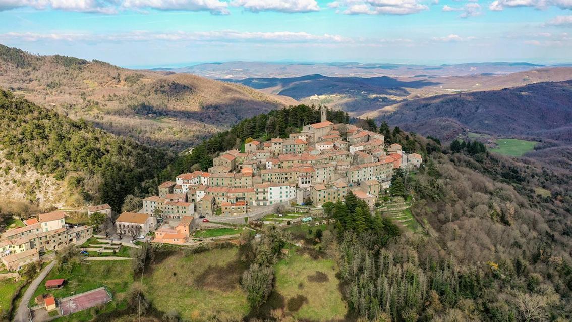 La Casina Di Pia Lägenhet Montieri Exteriör bild